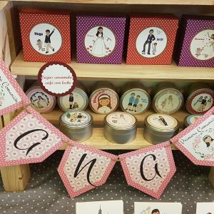 Guirnaldas con el nombre