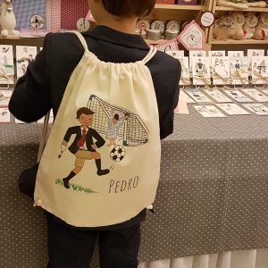 Mochila de algodón de  (140 gr/m2) tamaño  (37x46 cm)